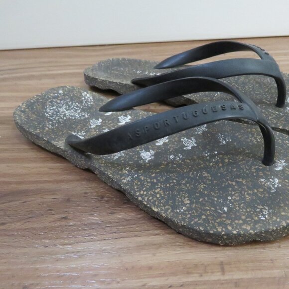 ASPORTUGUESAS Base Cork Sole Flip Flop Thong Sandals in Black Minimalist Sz 8/9 - Picture 3 of 11
